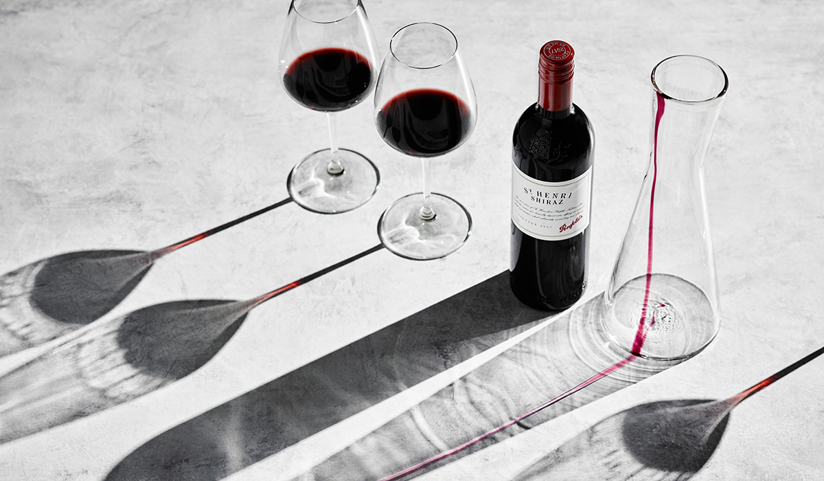 A Guide To Decanting Wine | What Does A Decanter Do