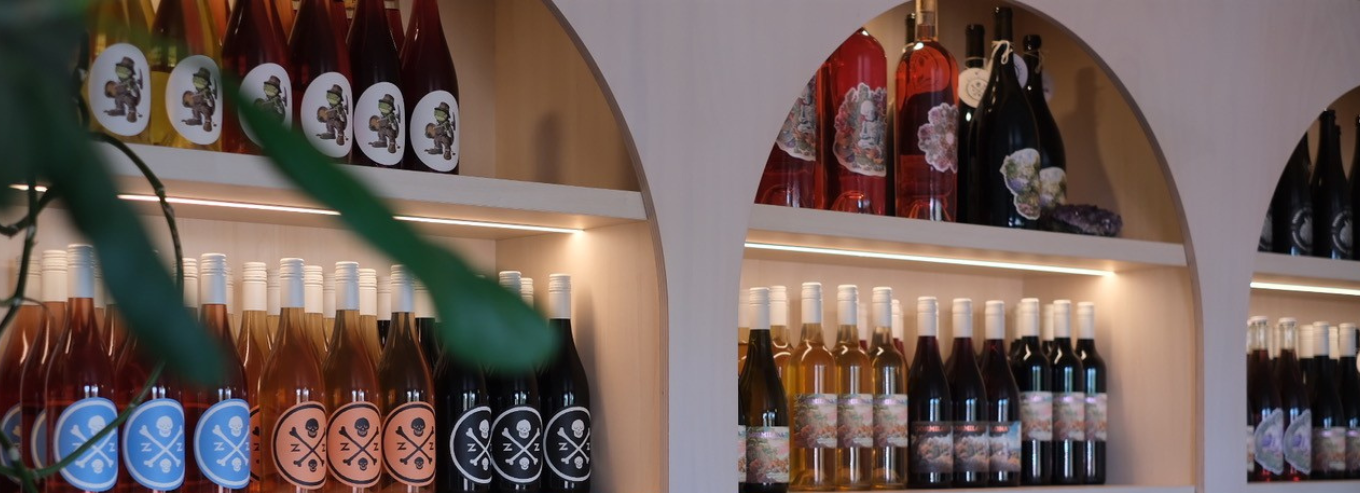 Display of Dormilona wines 