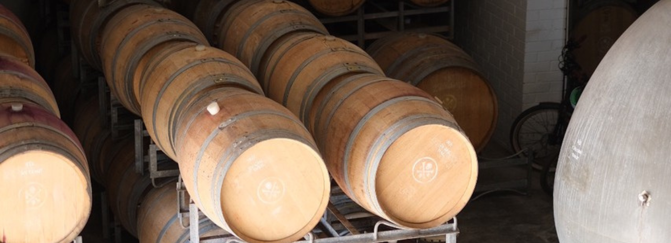 Dormilona wine barrels 